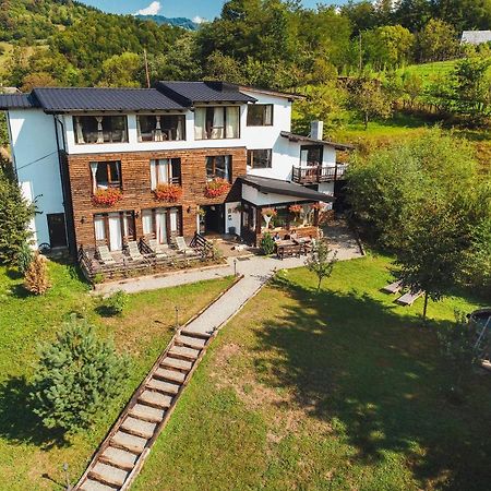 Talhaus Hotell Vişeu de Sus Eksteriør bilde
