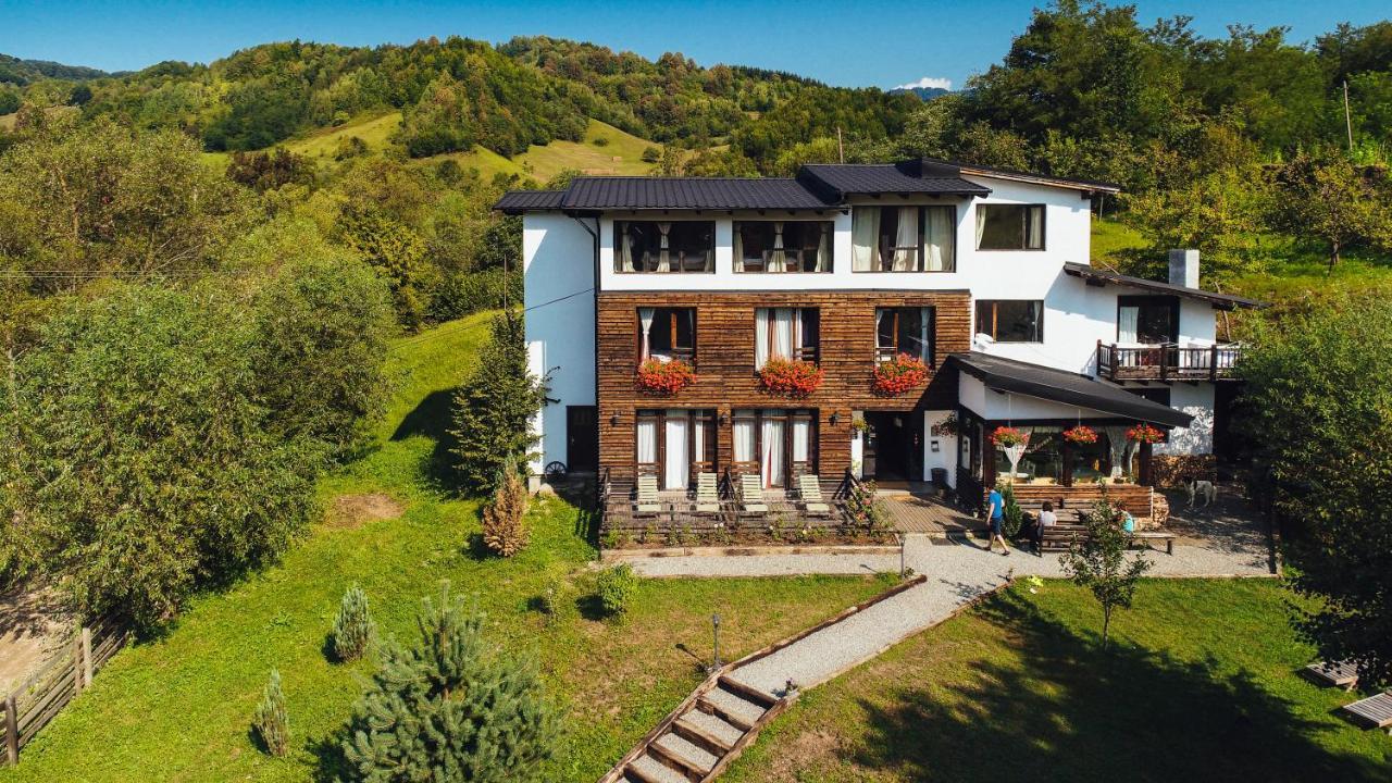 Talhaus Hotell Vişeu de Sus Eksteriør bilde